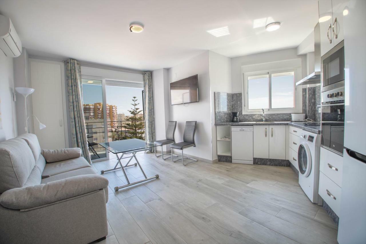 Precioso Apartamento Al Lado De La Playa Benalmádena Kültér fotó