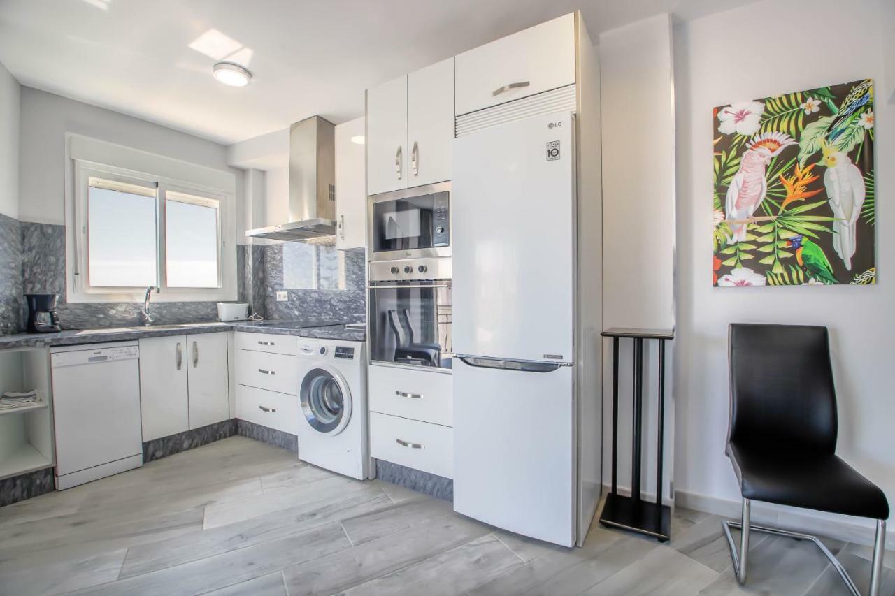 Precioso Apartamento Al Lado De La Playa Benalmádena Kültér fotó
